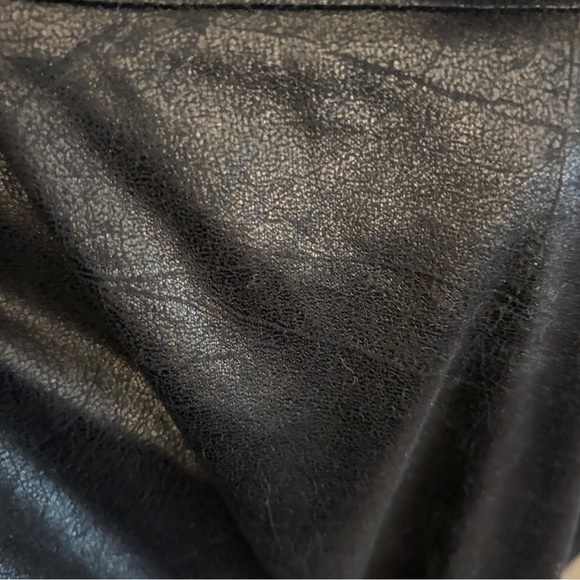 Greg Norman Black Faux Brushed Suede Golf Skort – Size 8 Like New - Picture 13 of 14